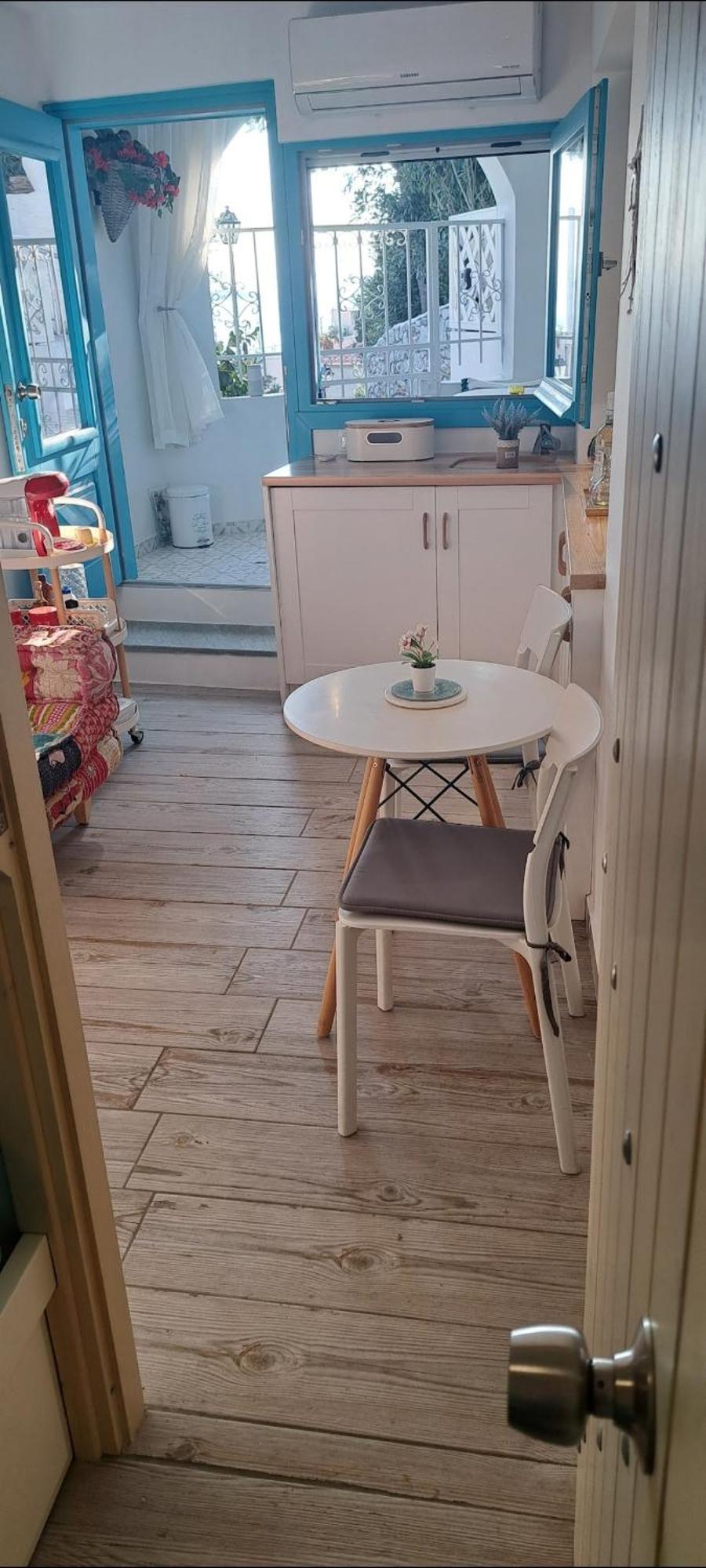Final Step Apartment Skiathos Town Bagian luar foto