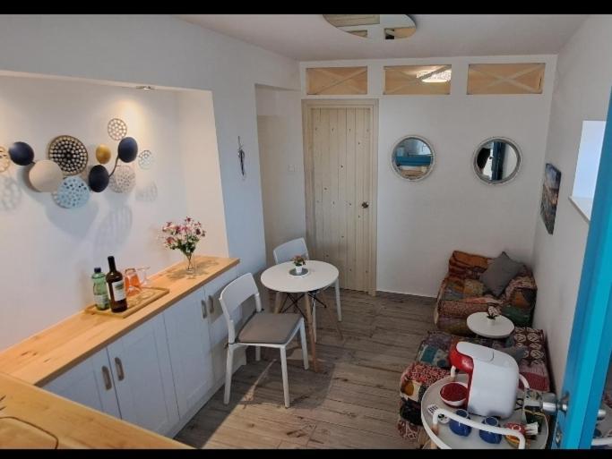 Final Step Apartment Skiathos Town Ruang foto